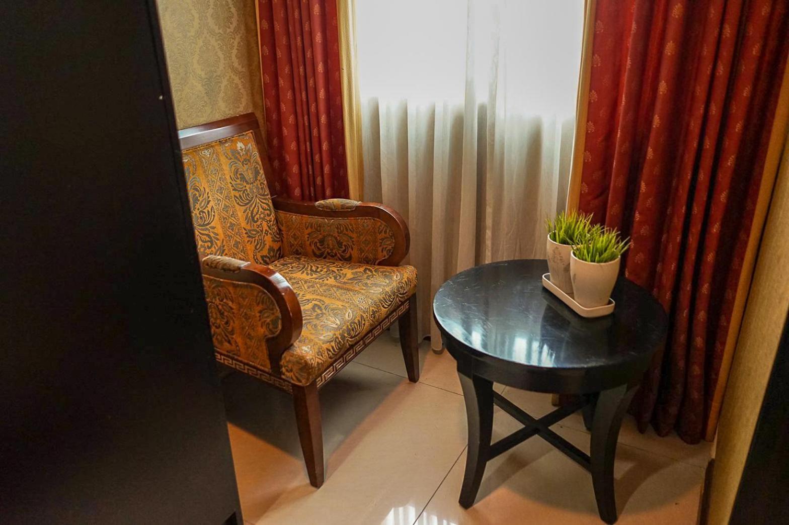 Grand Lucky Khách sạn